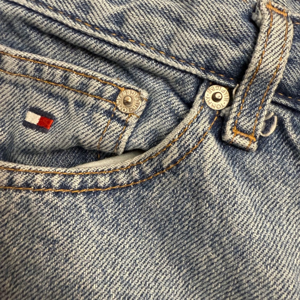Vintage Tommy Hilfiger Mens Size 32x23 Light Wash Wide Leg Denim Jeans - Picture 11 of 11
